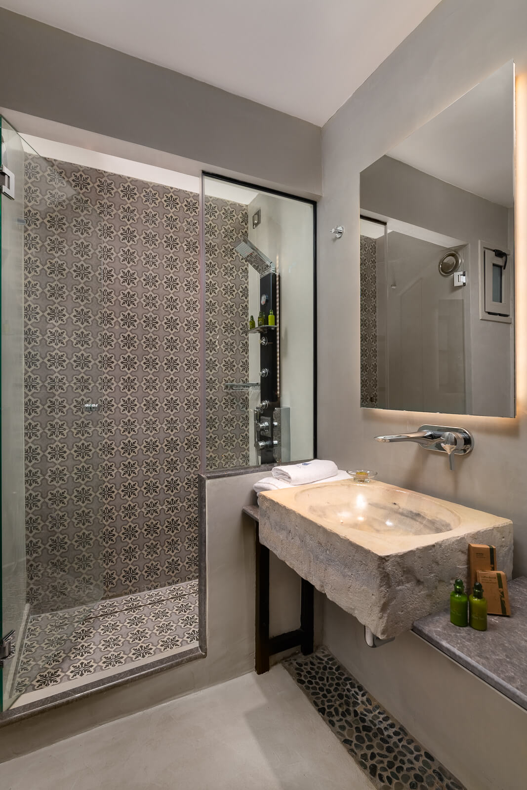 Vrachos Hotel Bathroom - Elakati Best Hotel in Rhodes Greece
